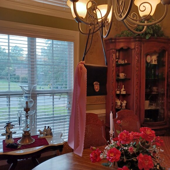 Vintage Black Crocodile Coquette Mini Messenger Bag w/ Baby Pink Twilly - Picture 8 of 15